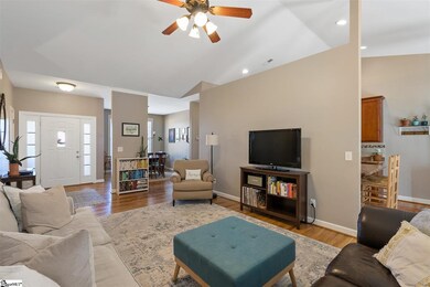 405 Summitbluff Dr, Greenville, SC 29617 - photo 6