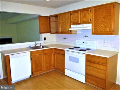 109 Brent Ct unit 109B, West Deptford, NJ 08086 - photo 6