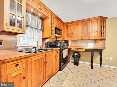 154 City Mill Rd, Lancaster, PA 17602 - photo 3