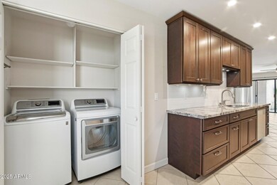 11-web-or-mls-N 78th St-0305-011
