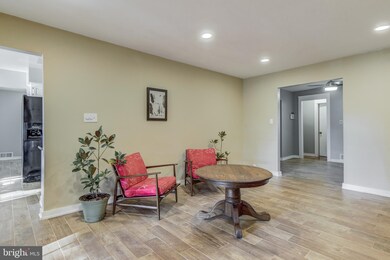 6904 Glenn Dale Rd, Glenn Dale, MD 20769 - photo 5