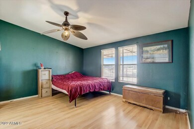 21-N Roses Way-021