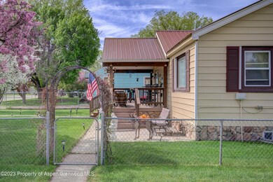 690 Pershing St, Craig, CO 81625 - photo 7