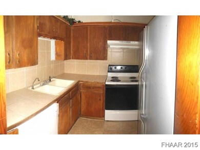 911 Holly St, Copperas Cove, TX 76522 - photo 5