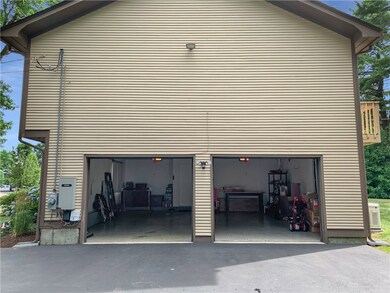 30 Pond View Dr, Warwick, RI 02886 - photo 4