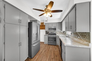 3532 Franklin St, Highland, IN 46322 - photo 6