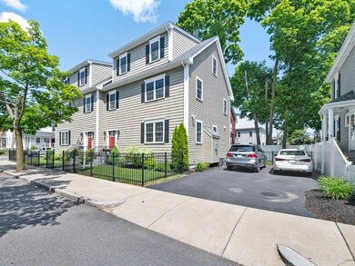 31 Wellington St unit 1, Waltham, MA 02451 - photo 2