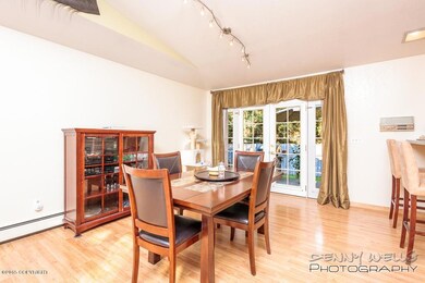 Dining Room-20150831-2561