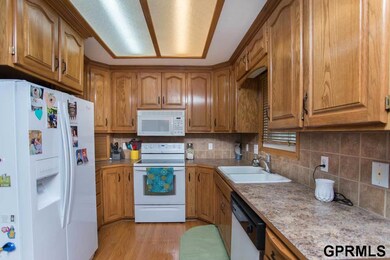 4606 N 131st St, Omaha, NE 68164 - photo 5