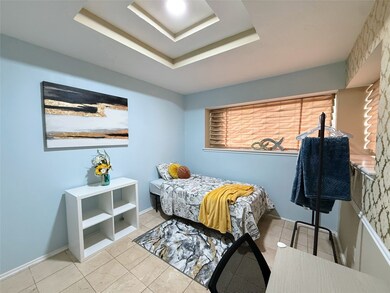 9214 Carvel Ln, Houston, TX 77036 - photo 4