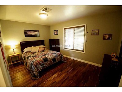 Bedroom. Large closet