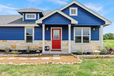 639 Blackbuck Ridge Dr, Lampasas, TX 76550 - photo 2