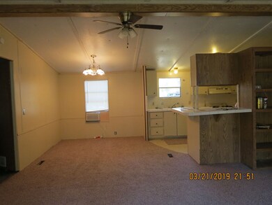 79 Merwyn Dr, Crawfordville, FL 32327 - photo 6