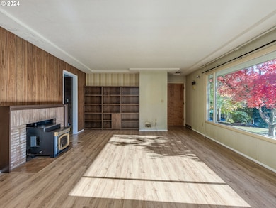 3893 Cedaroak Dr, West Linn, OR 97068 - photo 4