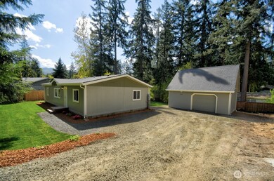 18429 Hames St SE, Yelm, WA 98597 - photo 2