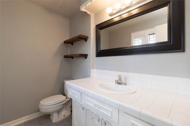 1404 Walnut Bend Ln unit 23, Houston, TX 77042 - photo 5