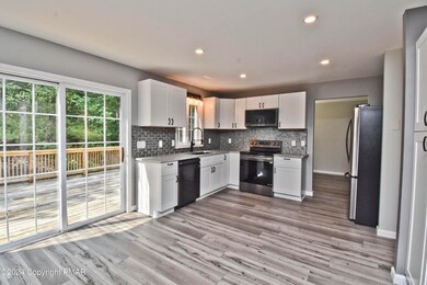 232 Derrig Dr, East Stroudsburg, PA 18301 - photo 5