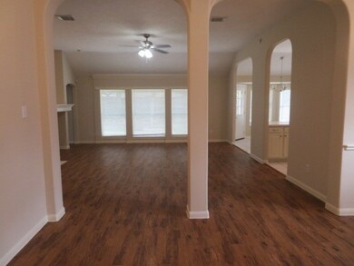 1490 Garden Lakes Dr, Friendswood, TX 77546 - photo 6