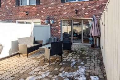 1304 Windsor Dr unit 1304, Framingham, MA 01701 - photo 5