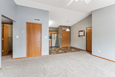 4710 Chadwick Rd unit 9, Cedar Falls, IA 50613 - photo 6