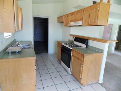 15311 Woodhill Ct, Horizon City, TX 79928 - photo 2