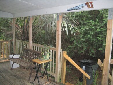 181-front porch 3