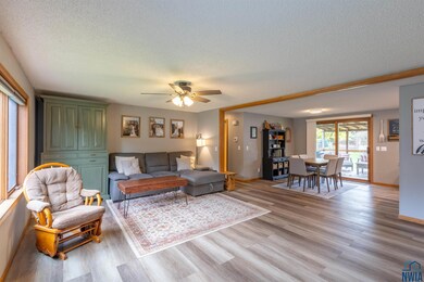 409 Elm St, Sloan, IA 51055 - photo 3