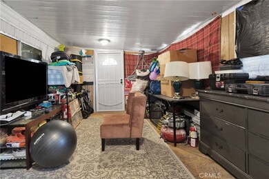 13900 Riviera Dr, Victorville, CA 92395 - photo 6