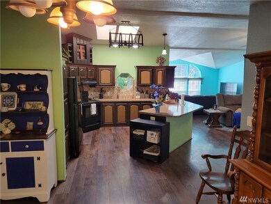 9004 313th Street Ct E, Eatonville, WA 98328 - photo 7