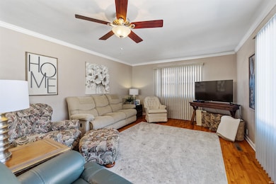 5812 S Adams St, Marion, IN 46953 - photo 4