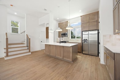 2125 D Hoskins Dr, Houston, TX 77080 - photo 4