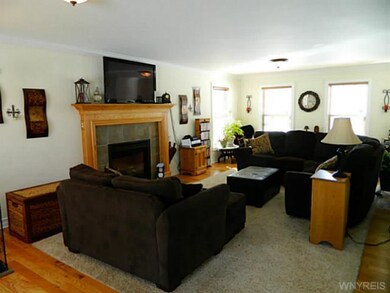 397 Drake Dr, North Tonawanda, NY 14120 - photo 3