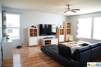 2202 Mike Dr, Copperas Cove, TX 76522 - photo 5