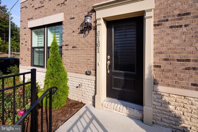 6161 Carey Park Ln, Falls Church, VA 22041 - photo 2