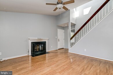 20206 Grazing Way, Montgomery Village, MD 20886 - photo 5