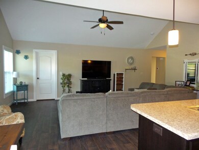 13454 Saddle Creek Ln, Grabill, IN 46741 - photo 5