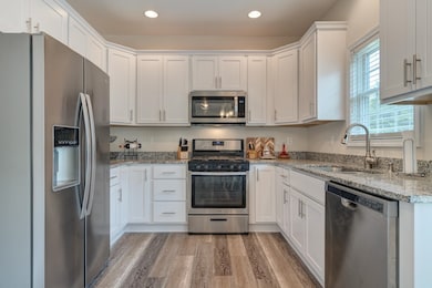 20 7th St NW, Pulaski, VA 24301 - photo 7