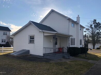 1008 Baker St, Taylor, PA 18517 - photo 2