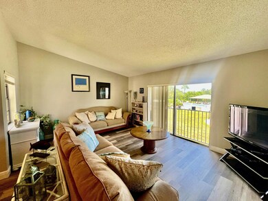 3209 S Lakeview Cir unit 8206, Fort Pierce, FL 34949 - photo 5