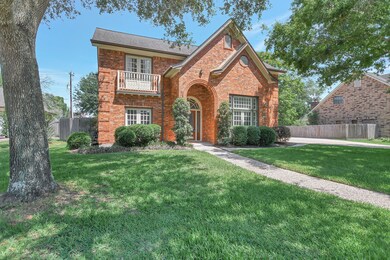 1010 Middlecreek St, Friendswood, TX 77546 - photo 2