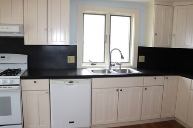 15 Peck Ave unit 2, Plymouth, MA 02360 - photo 2