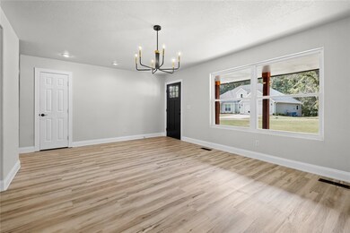 Front Dining/Living Area