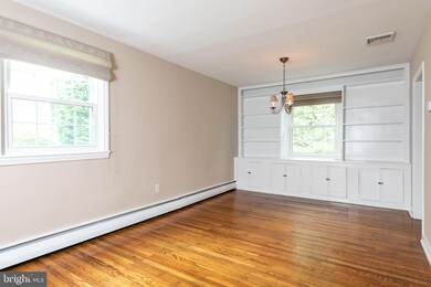 321 Spencer Rd, Devon, PA 19333 - photo 7