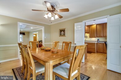 3024 Seven Oaks Place, Falls Church, VA 22042 - photo 4