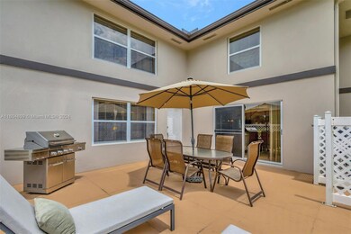 12 Amherst Ct unit C, Royal Palm Beach, FL 33411 - photo 3