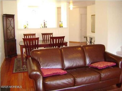 115 Lexington Ct, Holmdel, NJ 07733 - photo 6