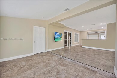 818 NE 3rd St, Hallandale Beach, FL 33009 - photo 4