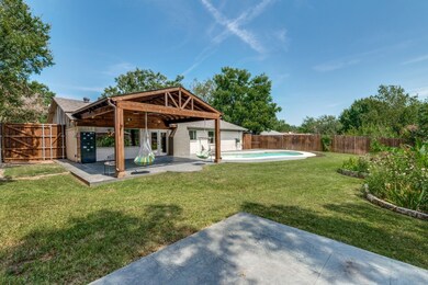 8412 Brookview Dr, North Richland Hills, TX 76182 - photo 6