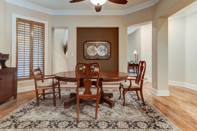 1905 Elmen St, Houston, TX 77019 - photo 6