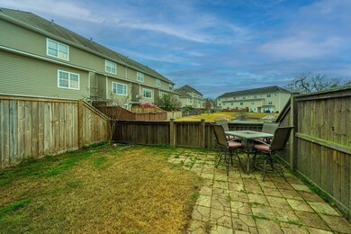 4418PerrineSt035